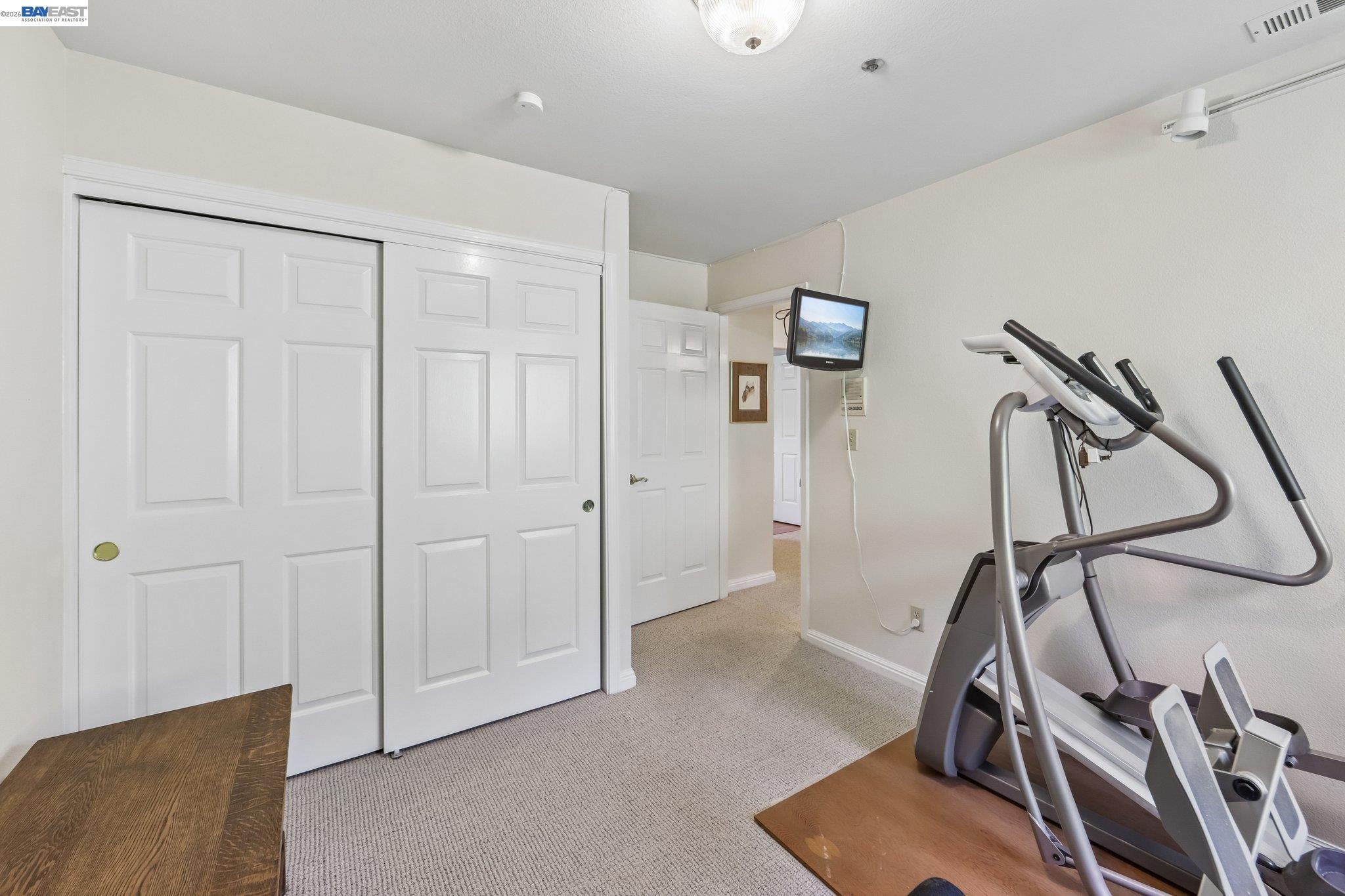 26 Oak Road Orinda, CA 94563 - Photo 38 of 58
