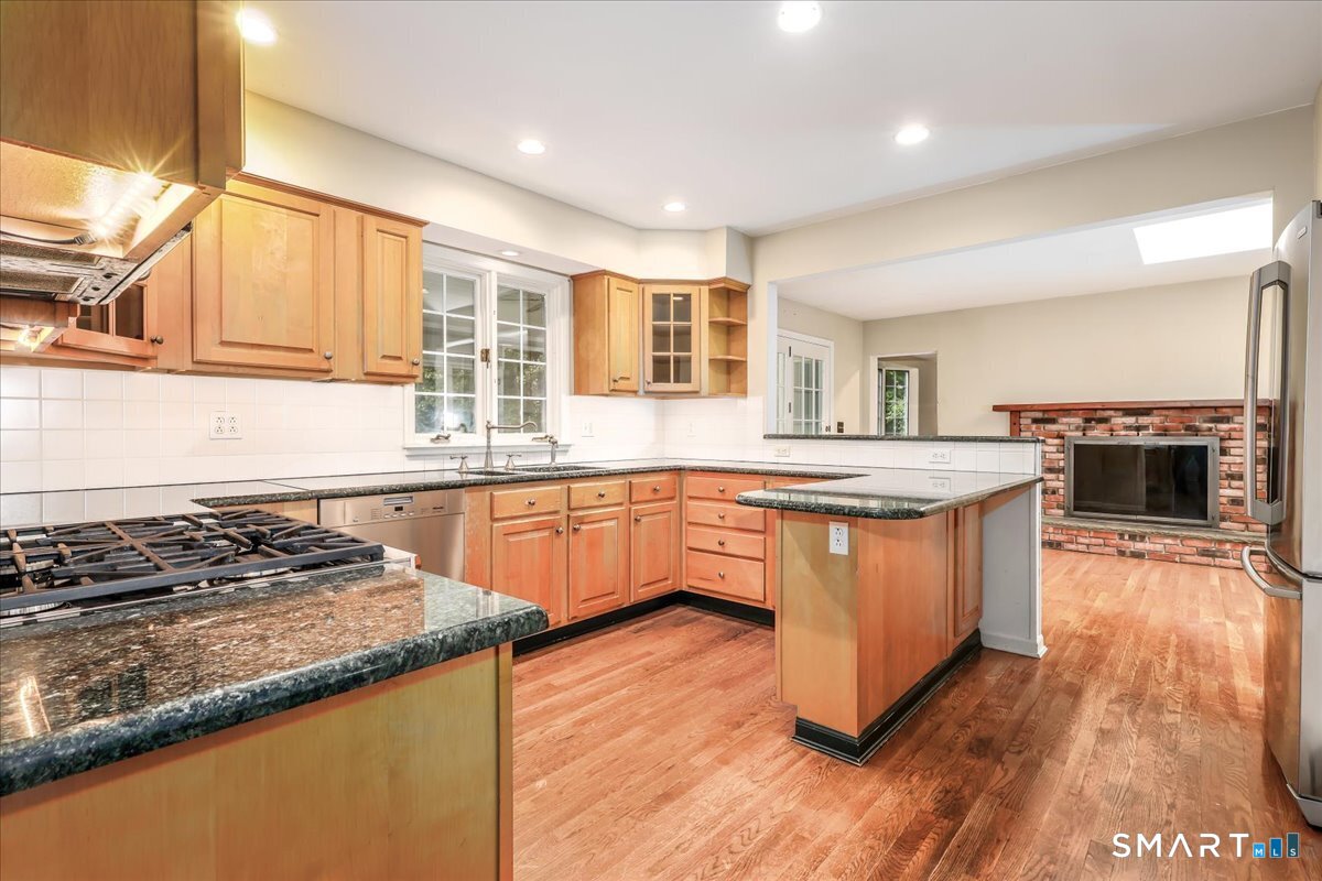 264 Chestnut Land Road New Milford, CT 06776 - Photo 23 of 28 Gallery Image 23