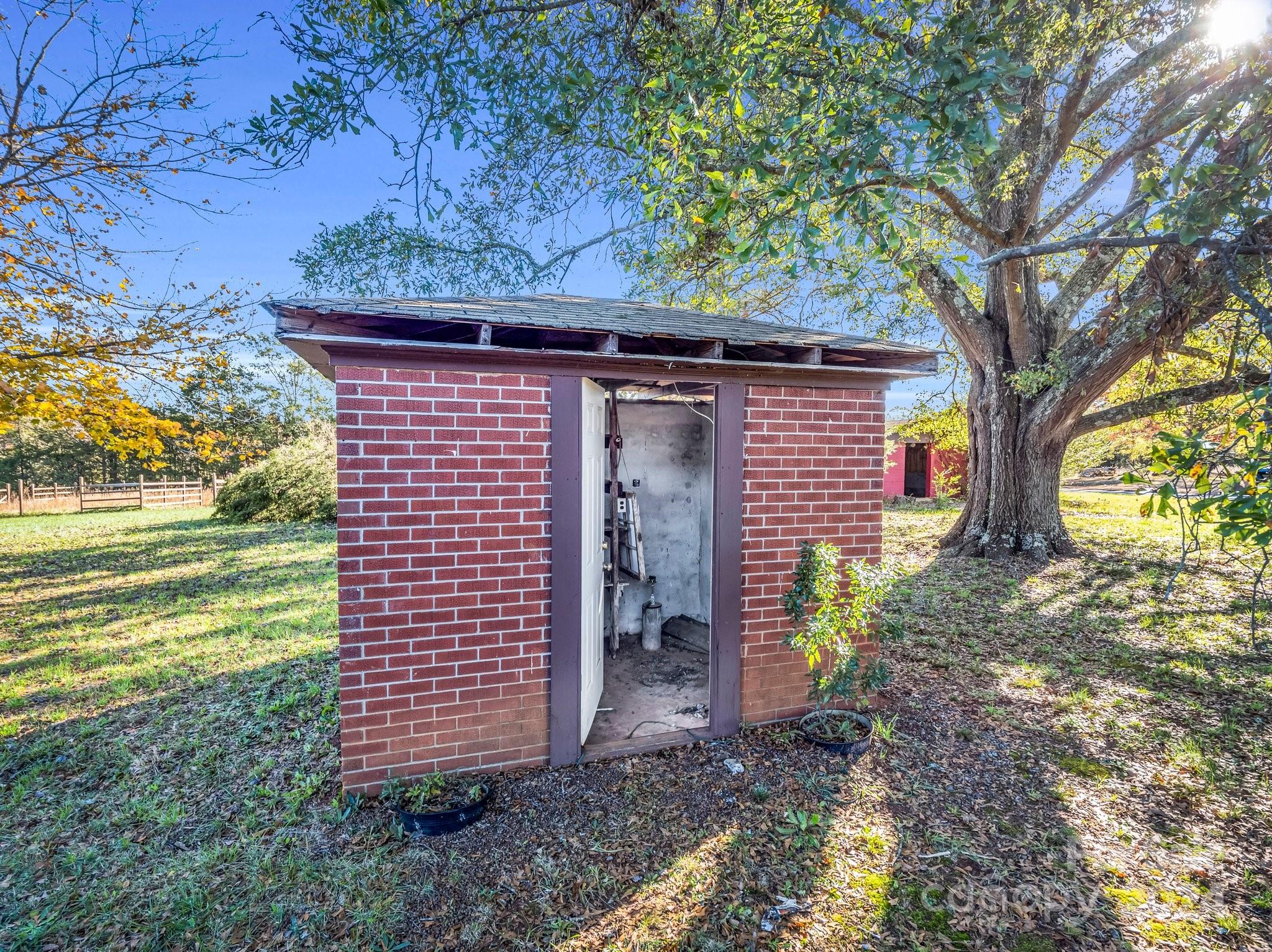 301 Doggett Road Forest City, NC 28043 - Photo 5 of 19 Gallery Image 5