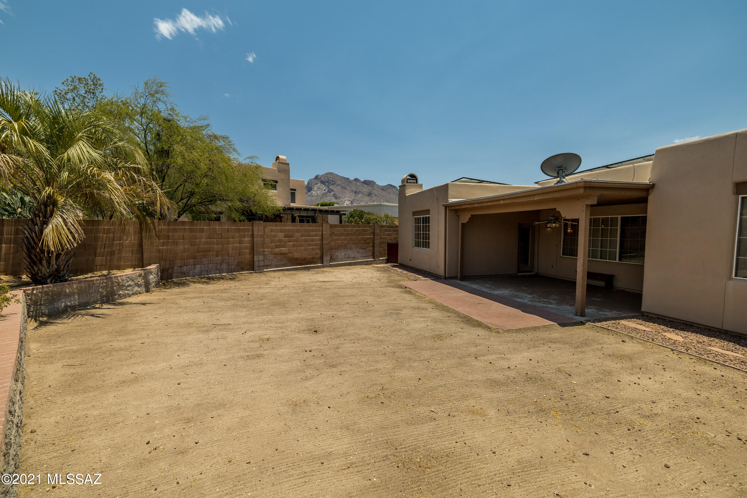 10196 North Inverrary Place Oro Valley, AZ 85737 - Photo 34 of 38