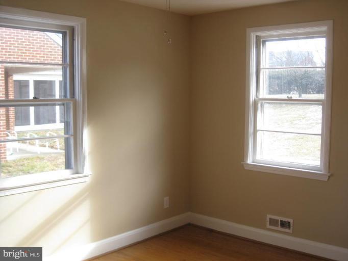 6703 Canongate Road Baltimore, MD 21239 - Photo 20 of 27 Bedroom #1