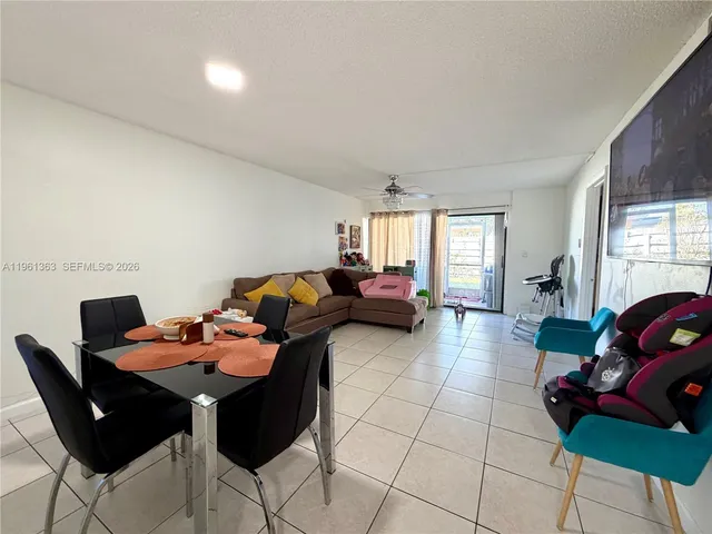 $225,000 | 3777 Northwest 78th Avenue, Unit 14D, Davie, FL 33024