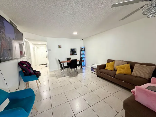 $225,000 | 3777 Northwest 78th Avenue, Unit 14D, Davie, FL 33024