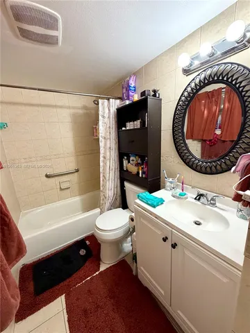 $225,000 | 3777 Northwest 78th Avenue, Unit 14D, Davie, FL 33024