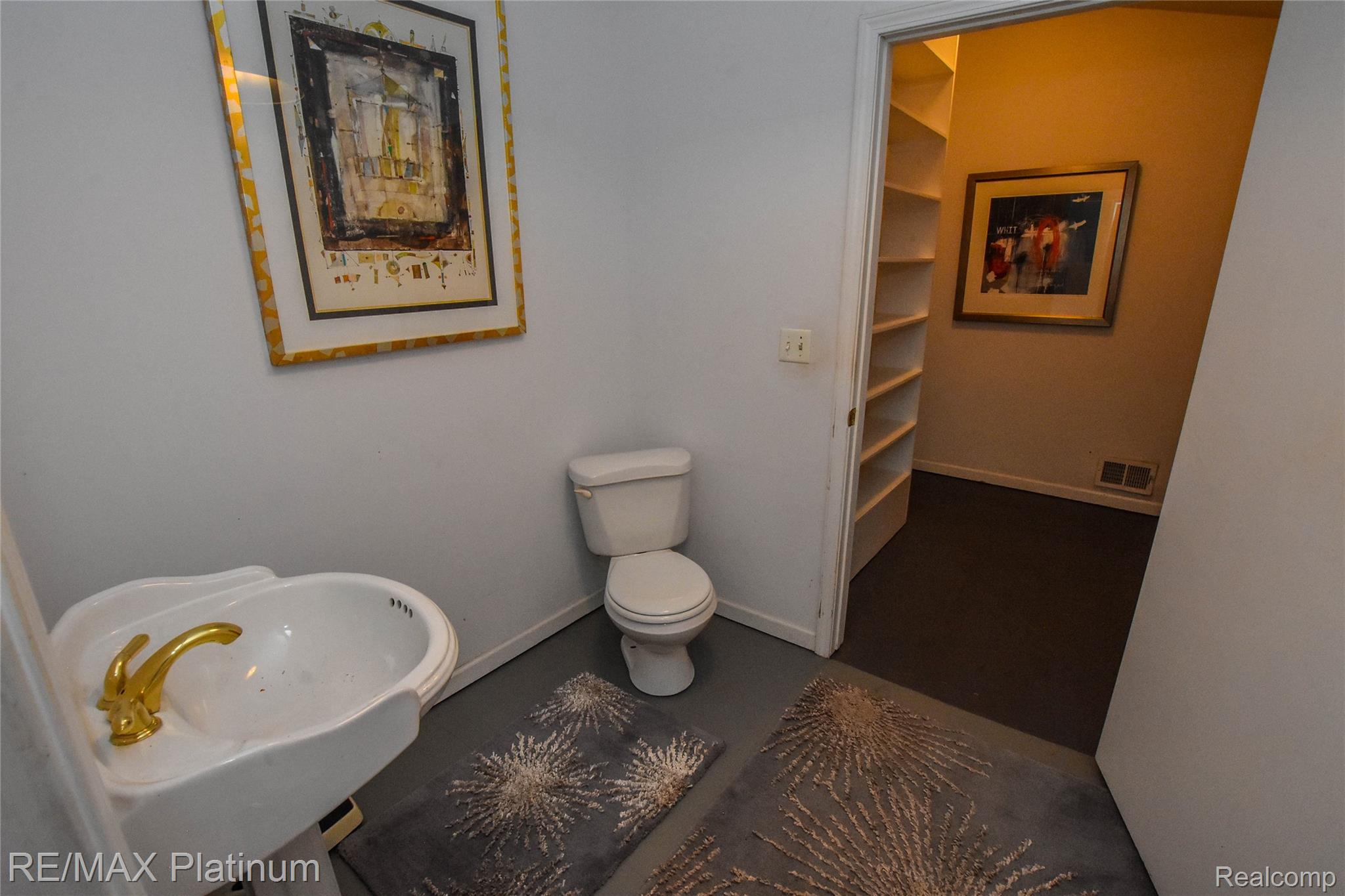 5160 Fenton Road Fenton, MI 48430 - Photo 56 of 68 DSC_9953.jpg