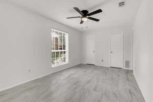 $1,950 | 2018 Embassy Way, Carrollton, TX 75006