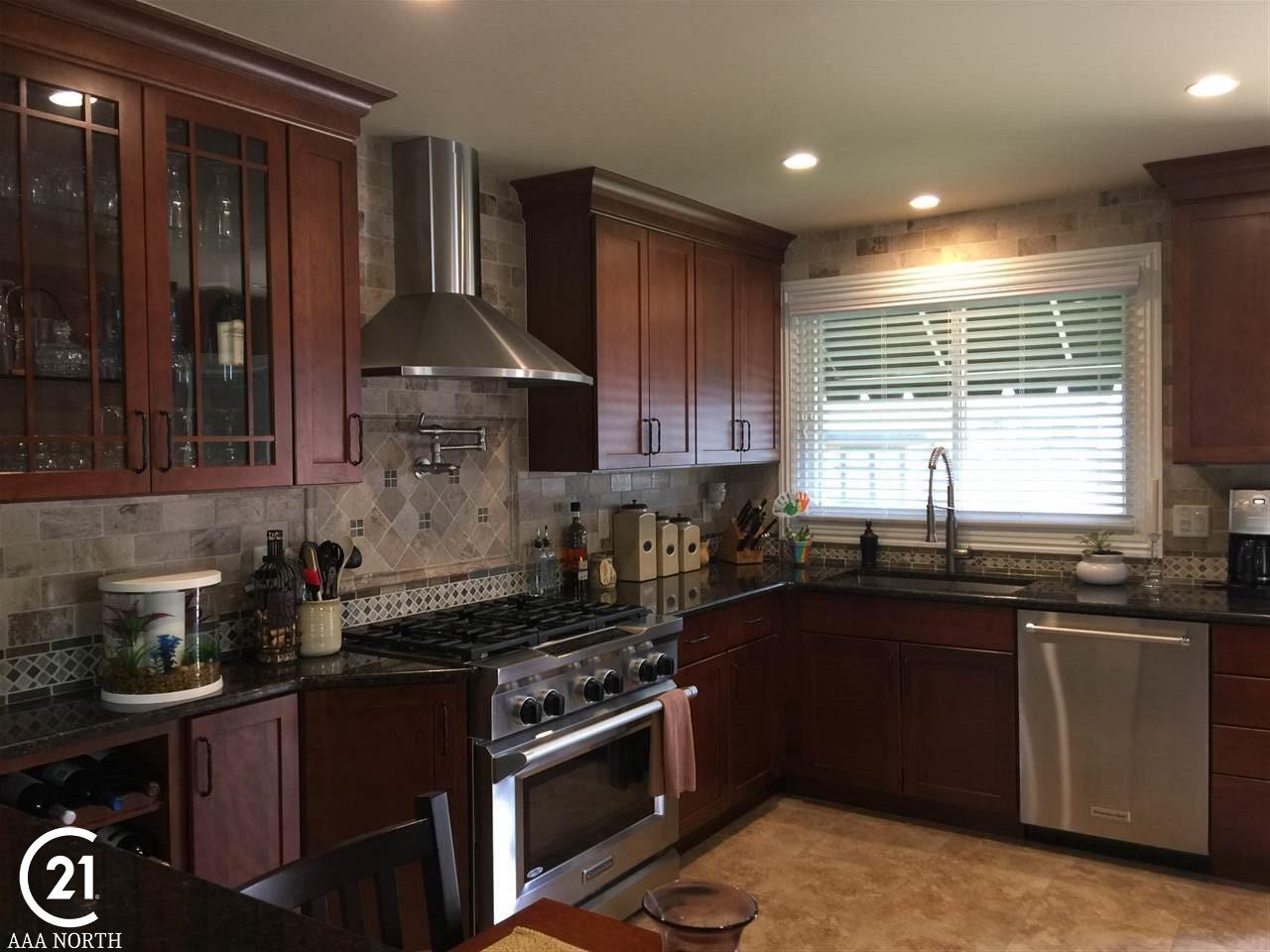 47827 Roland Street Shelby, MI 48317 - Photo 6 of 50