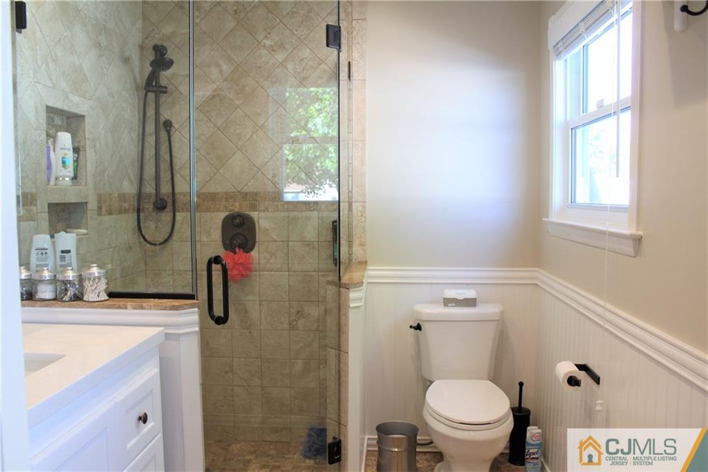 11 Rainford Road Edison, NJ 08820 - Photo 24 of 35 Gallery Image 24