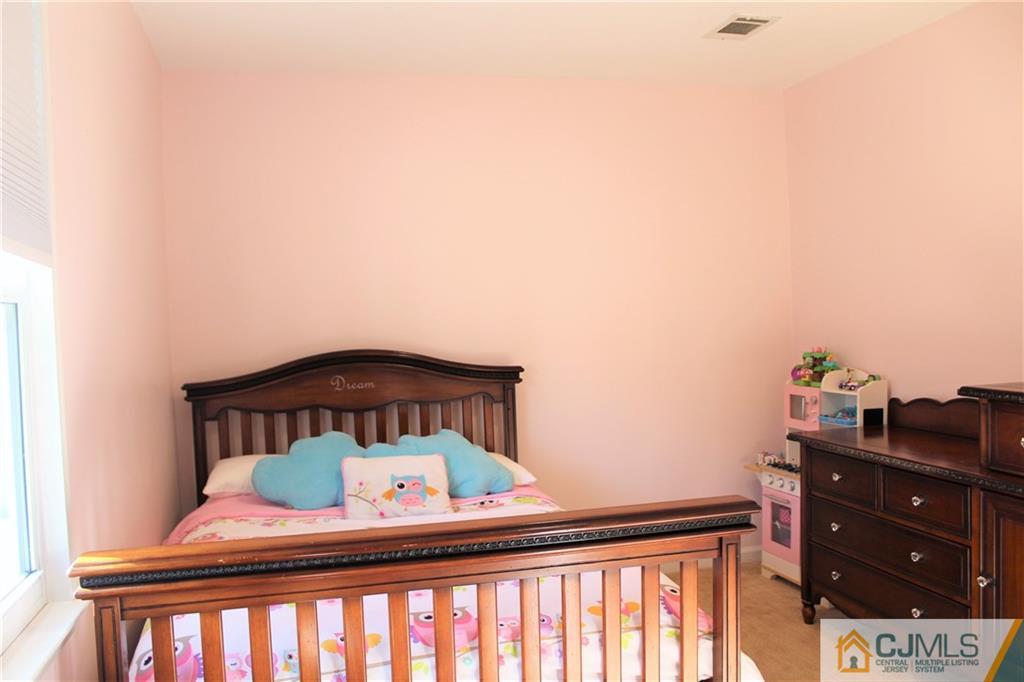11 Rainford Road Edison, NJ 08820 - Photo 29 of 35 Gallery Image 29