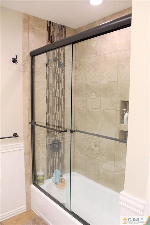 11 Rainford Road Edison, NJ 08820 - Photo 32 of 35 Gallery Image 32