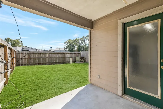 $595,000 | 10007 Emerald Creek Drive, Unit AD, Houston, TX 77070