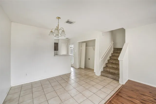 $595,000 | 10007 Emerald Creek Drive, Unit AD, Houston, TX 77070