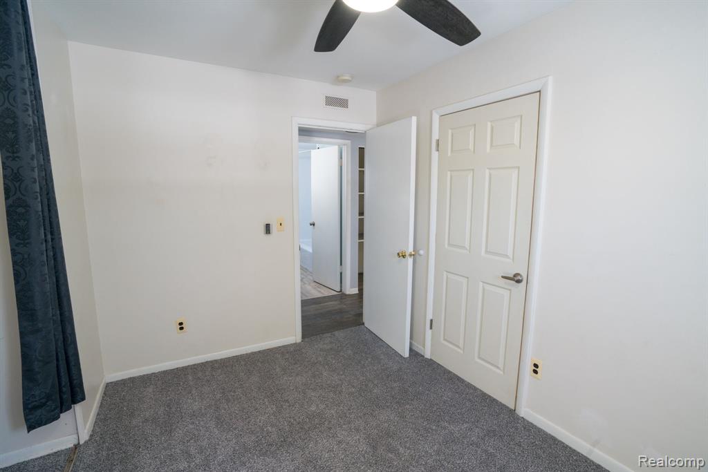 6445 Merriman Road Romulus, MI 48174 - Photo 18 of 28