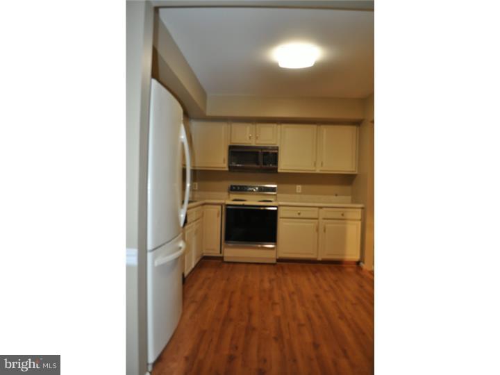 175 Valley Stream Circle Chesterbrook, PA 19087 - Photo 7 of 17 Kitchen