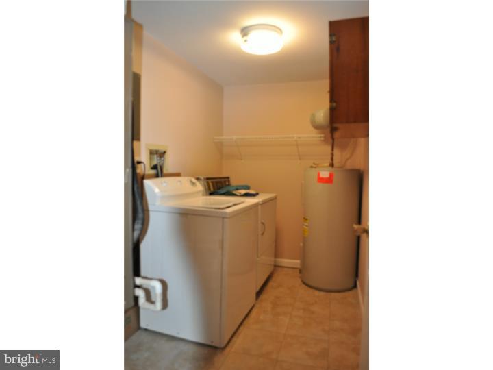 175 Valley Stream Circle Chesterbrook, PA 19087 - Photo 10 of 17 Laundry Room