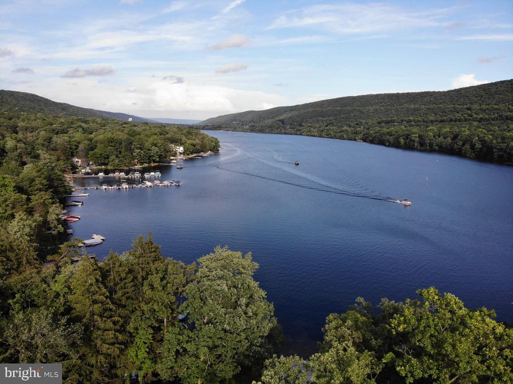 38 Pine Terrace Nesquehoning, PA 18240 - Photo 5 of 24