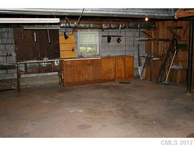 9419 Brenda Ann Road Charlotte, NC 28214 - Photo 13 of 16