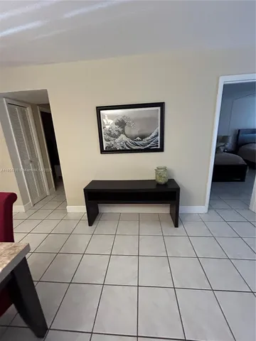 a view of a livingroom with furniture