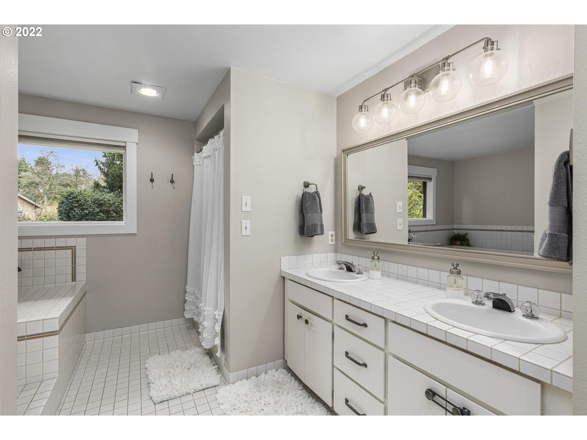 9200 Northwest Leahy Road Portland, OR 97229 - Photo 19 of 32 Gallery Image 19