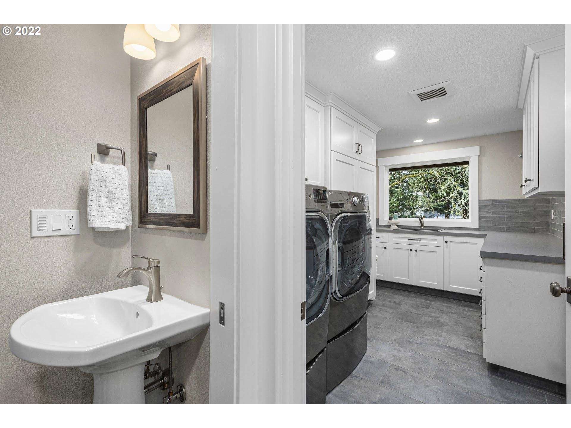 9200 Northwest Leahy Road Portland, OR 97229 - Photo 22 of 32 Gallery Image 22