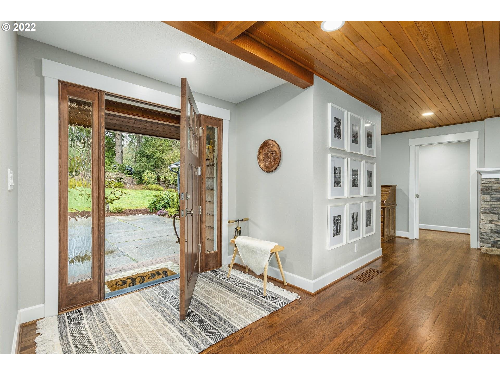 9200 Northwest Leahy Road Portland, OR 97229 - Photo 4 of 32 Gallery Image 4