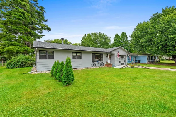 $184,900 | 553 Mills Street, Shawano, WI 54166