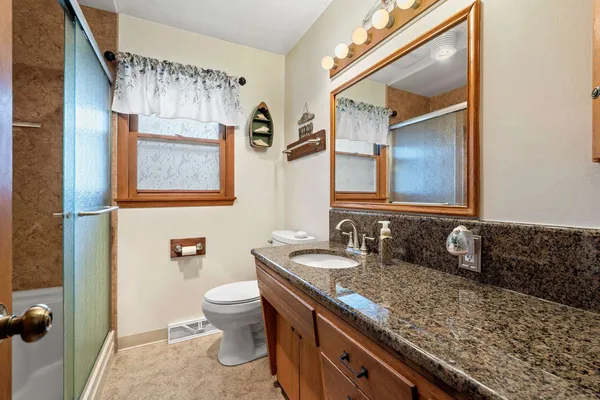 $184,900 | 553 Mills Street, Shawano, WI 54166