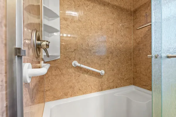 $184,900 | 553 Mills Street, Shawano, WI 54166