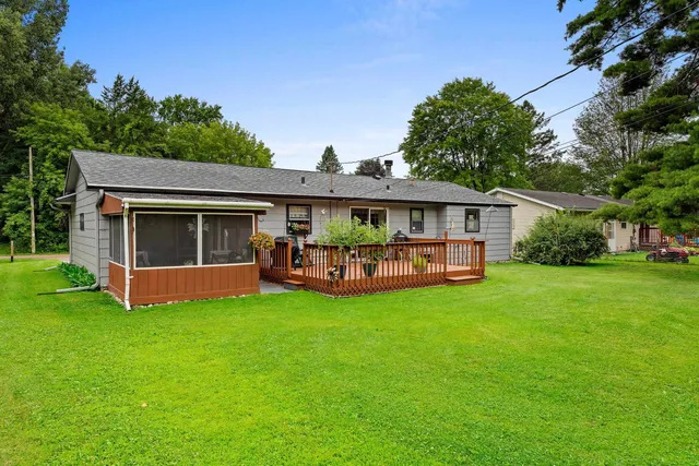 $184,900 | 553 Mills Street, Shawano, WI 54166