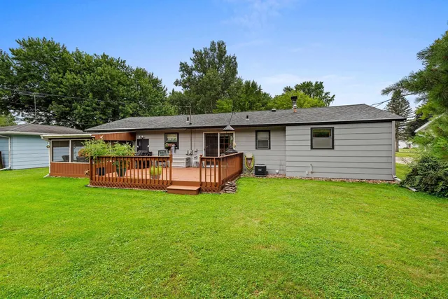 $184,900 | 553 Mills Street, Shawano, WI 54166