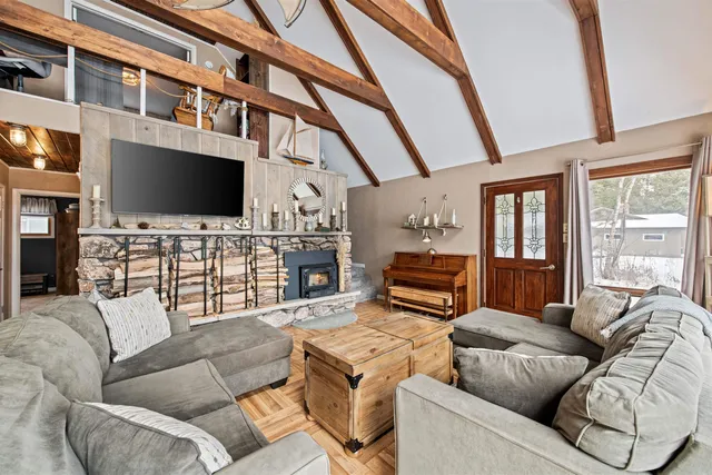 $345,000 | 1046 Highway 35, Bark River, MI 49807