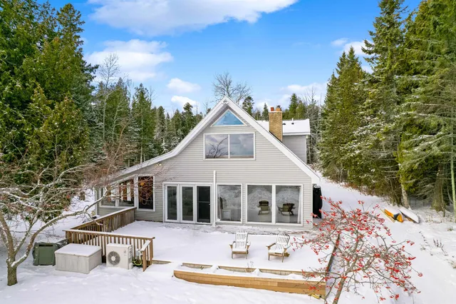 $345,000 | 1046 Highway 35, Bark River, MI 49807