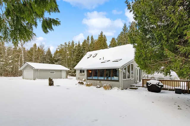 $345,000 | 1046 Highway 35, Bark River, MI 49807