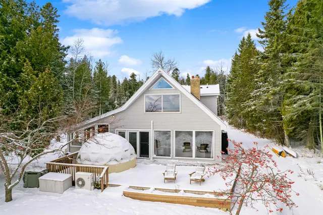 $345,000 | 1046 Highway 35, Bark River, MI 49807