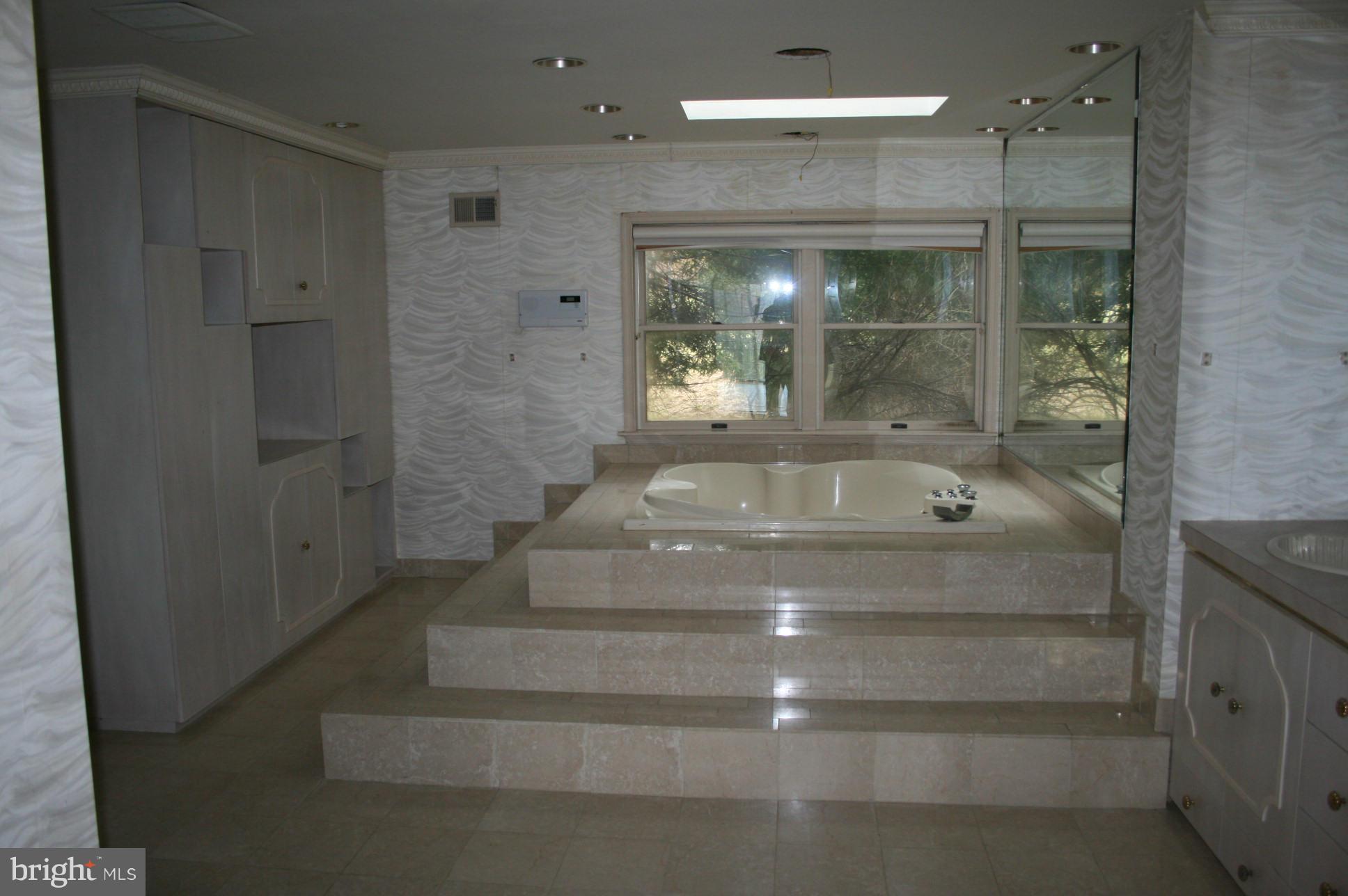 16501 Yeoho Road Sparks, MD 21152 - Photo 13 of 30 Bath (Master)