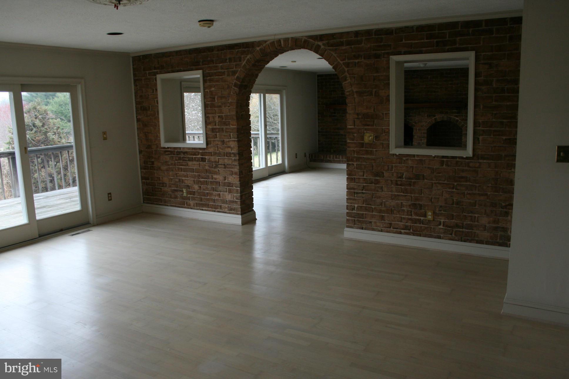 16501 Yeoho Road Sparks, MD 21152 - Photo 5 of 30 Family Room