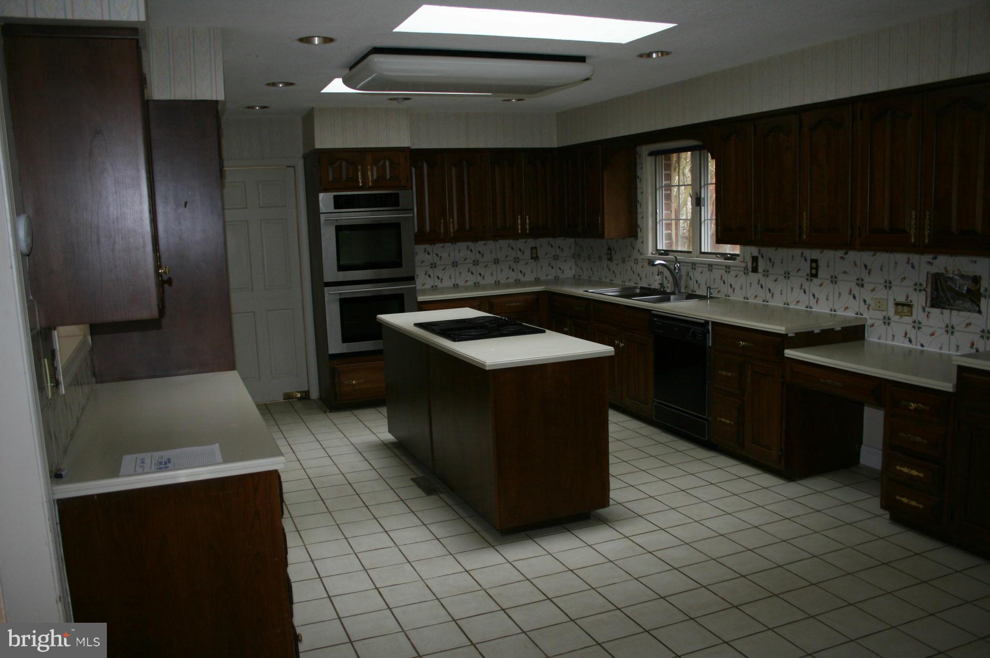 16501 Yeoho Road Sparks, MD 21152 - Photo 7 of 30 Kitchen