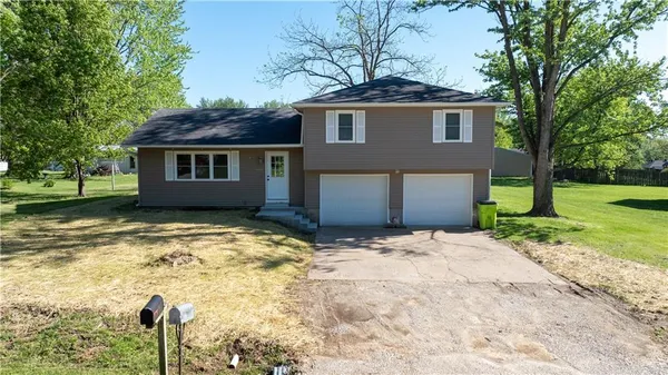 $254,900 | 2881 Southgate Loop, Sedalia, MO 65301