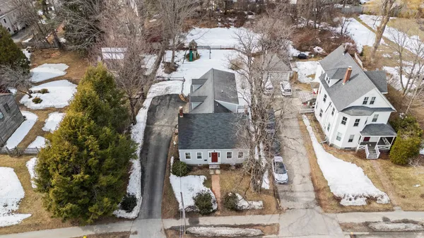 $850,000 | 166 East Main Street, Yarmouth, ME 04096