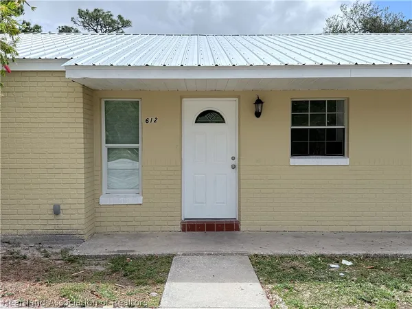 $1,275 | 612 Jupiter Avenue Northwest, Lake Placid, FL 33852