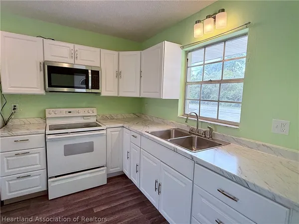$1,275 | 612 Jupiter Avenue Northwest, Lake Placid, FL 33852
