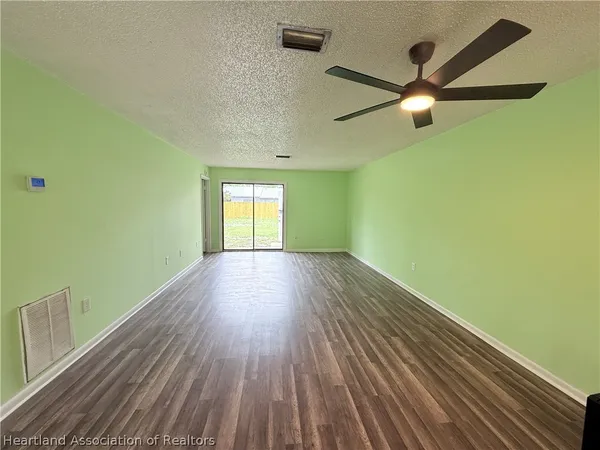 $1,275 | 612 Jupiter Avenue Northwest, Lake Placid, FL 33852