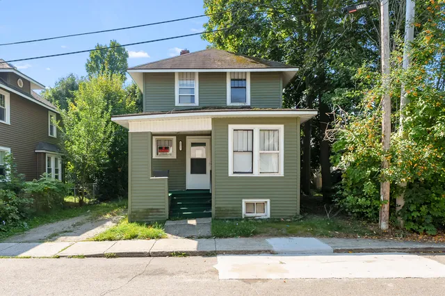 $99,900 | 1117 Cadillac Street, Kalamazoo, MI 49007