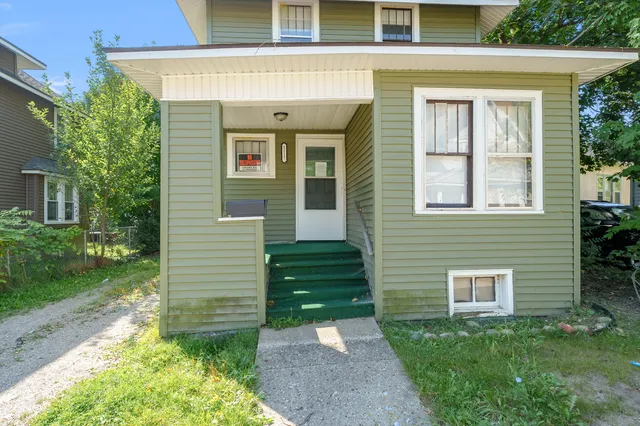 $99,900 | 1117 Cadillac Street, Kalamazoo, MI 49007