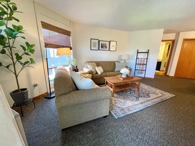 $219,500 | 128 Bridge Run Lane, Unit B, Lutsen, MN 55612