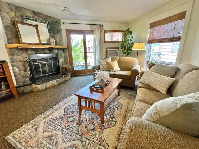 $219,500 | 128 Bridge Run Lane, Unit B, Lutsen, MN 55612