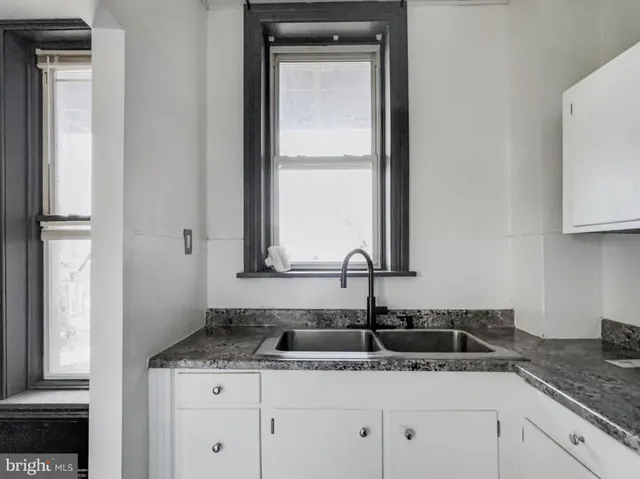 $1,595 | 219 South Union Street, Unit 2, Middletown, PA 17057