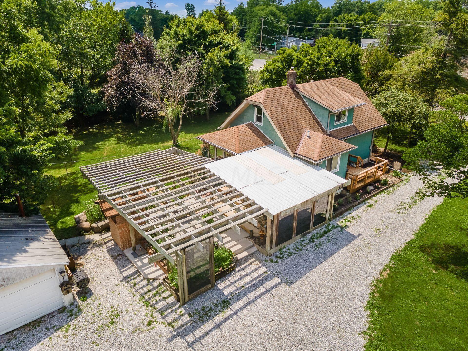 1700 Demorest Road Columbus, OH 43228 - Photo 30 of 60 Amazing Covered Patio