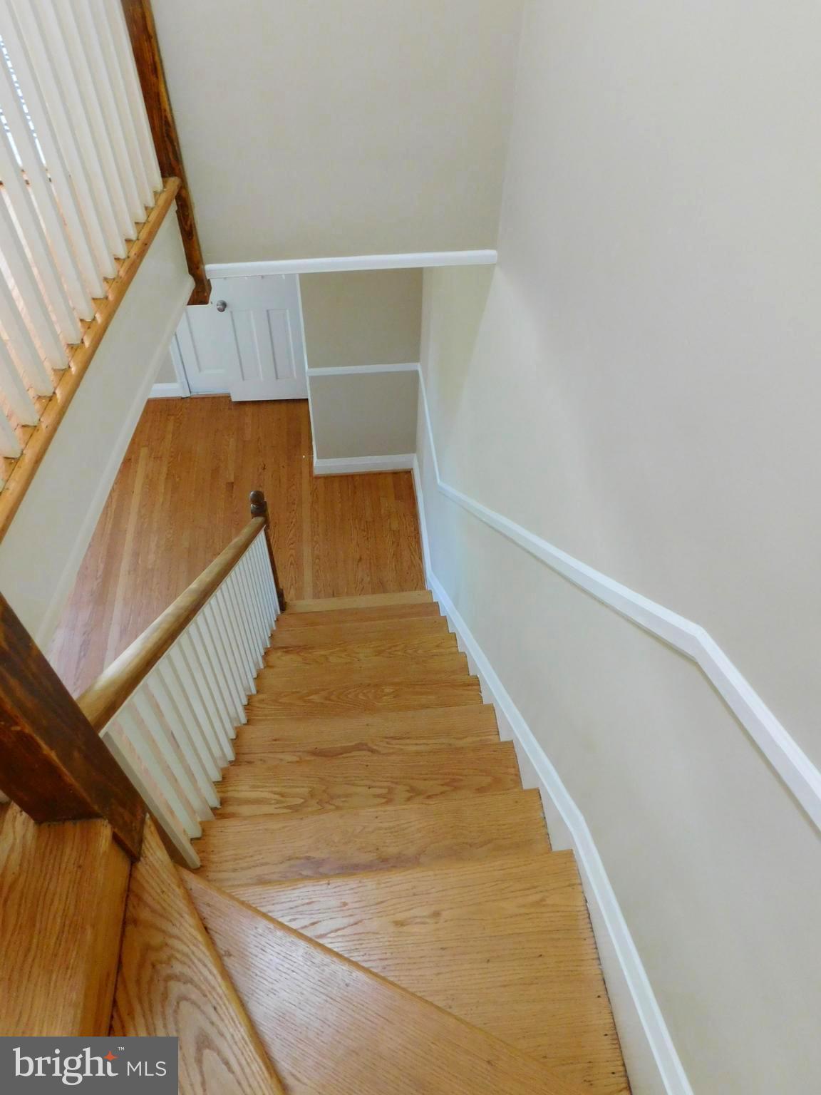 3305 Cedarhurst Road Baltimore, MD 21214 - Photo 12 of 30 Beautiful Wood Floors