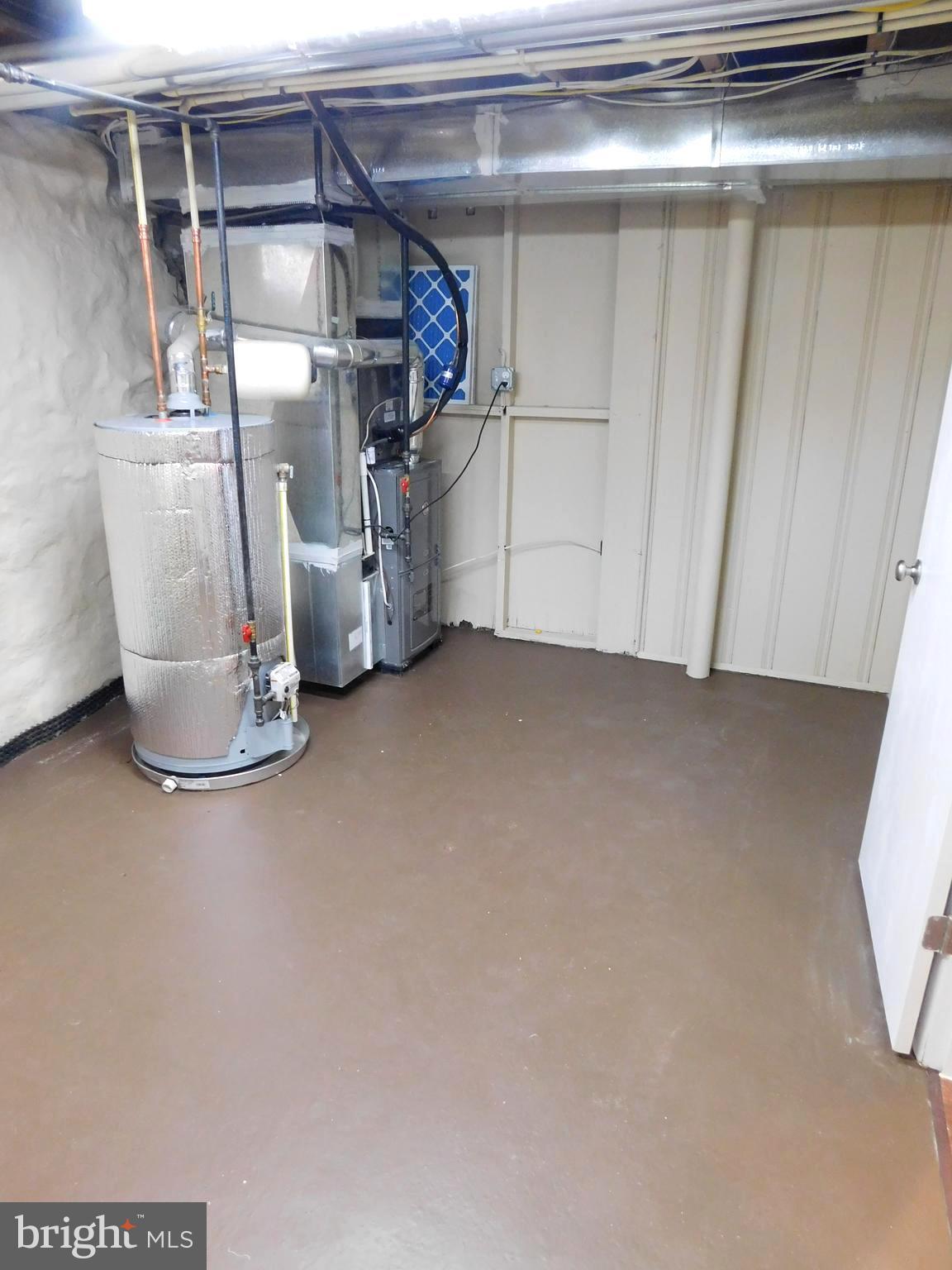 3305 Cedarhurst Road Baltimore, MD 21214 - Photo 27 of 30 Utility Room